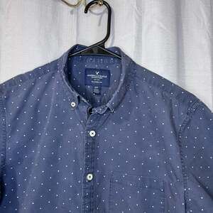 American Eagle Outfitters Short Sleeve Button Down Shirt Blue  White Polka Dots